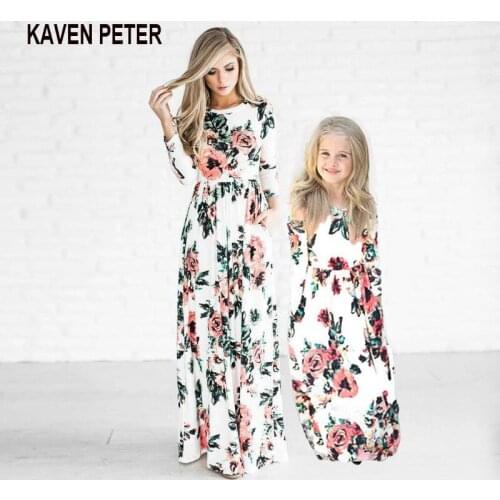 Pekny Bosa Clothes For A Family Photo Shoot