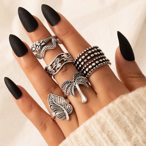 Tocona 5pcs/sets Vintage Silver Color Snake Leaf Ring Set for Women Men Lovely Fish Hollow Out Geometry Open Ring Jewelry Anillo