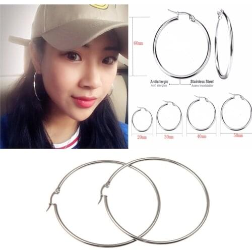 Cxwind 4 Size Women Big Circle Hoop Earrings Exaggerated Round Ear Loop Smooth Ring Earring Stainless Steel Jewelry Brincos
