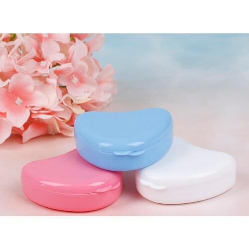 JETTING Hot Sale Dental Orthodontic Retainer Box Case for Denture Teeth Mouth Guard Storage Heart Shape False Teeth Box Storage