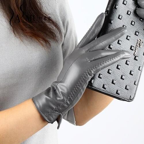 Touch Screen Gloves Winter Elegant Ladies Brand Designer Trendy Plus Velvet Warm Genuine Lambskin Leather Gloves Mittens Women