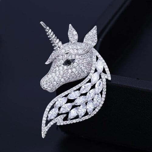 Fashion Elegant Unicorn Brooch For Men and Women Party Gift High Quality Metal Sparkling Cubic Zirconia Safety Lapel Pins