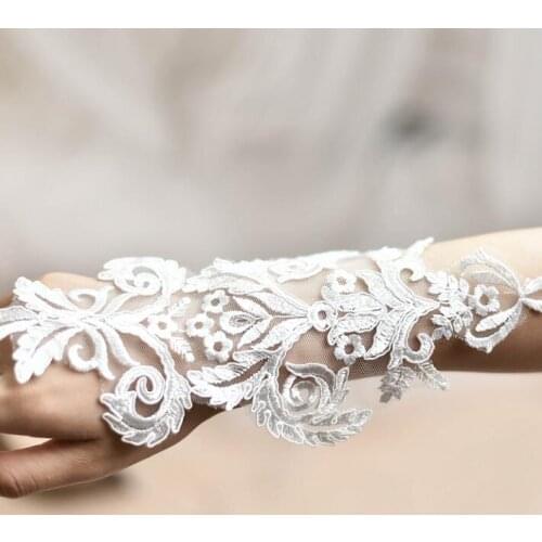 1 Piece 26*12cm Delicate Wedding Veil Head Hand Ornaments Lace Applique Lace Trim Dress DIY Craft Decoration Lace Accessories