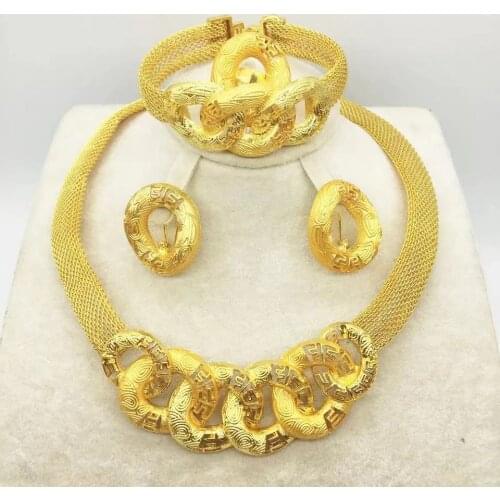 New wholesale fashion jewellery set is brighter dubai gold jewellery for womens anniversary parties and birthday trips