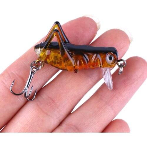 1Pcs 3.3cm/3g Insect fishing lures road simulation grasshopper fishing bait squid Hard Artificial baits Bass Lure Fishing Tackl