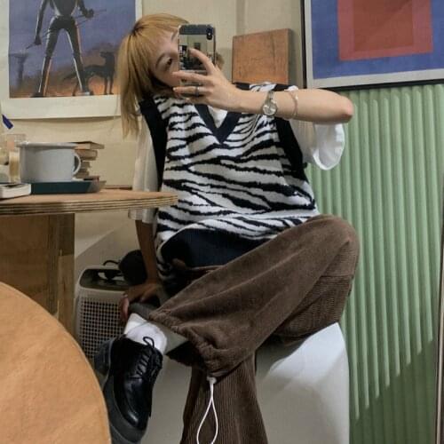 2021 Zebra Stripes Sweater Vest Women Spring Autumn Korean Knitted Sweater Vest Black Grey Loose Casual Chic Sleeveless Jacket