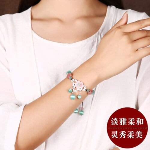 Vintage Natural Stones Five Petal Flower Beaded Bracelet Shell Flower Tassels Bangle For Women Emo Ethnic Style Jewelry Gifts