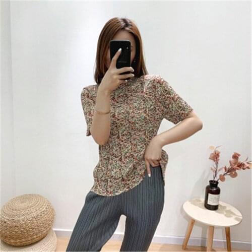 Miyake pleated top 2021 summer new plus size slimming fashion womens t-shirt summer printing short-sleeved womens shirt