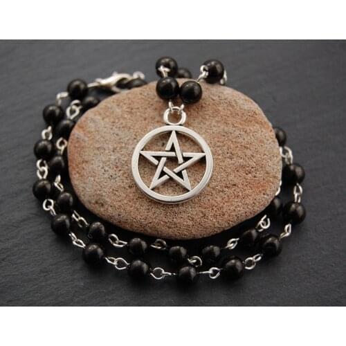 Jet and Pentacle Necklace. Pagan Druid Wicca Witch Ceridwen Hecate Morrighan Morrigan Pentagram