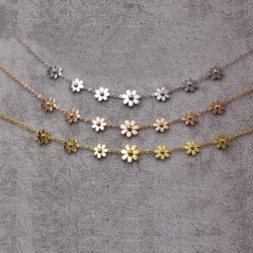 Free Shipping Seven Small Flowers Gold Color / Silver Color / Rose Gold Colour Stainless Steel Necklace