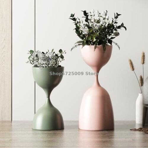 Nordic flower shelf indoor living room floor-standing light luxury flower rack shelf corner balcony simple iron flower pot rack