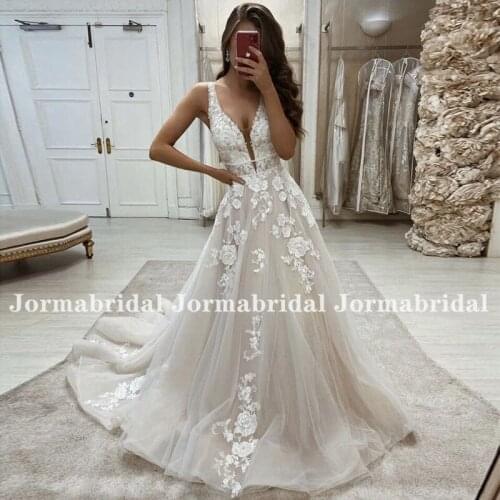 Light Champagne Floral Appliques Wedding Dress Deep V-Neck Tulle A-Line Bridal Dresses Custom Made Country Bride Wedding Gowns