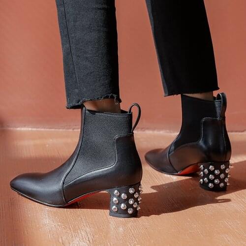 Luxury brand new winter ankle boots for women genuine leather British style rivet decoration chelsea boots ladies bottes femme