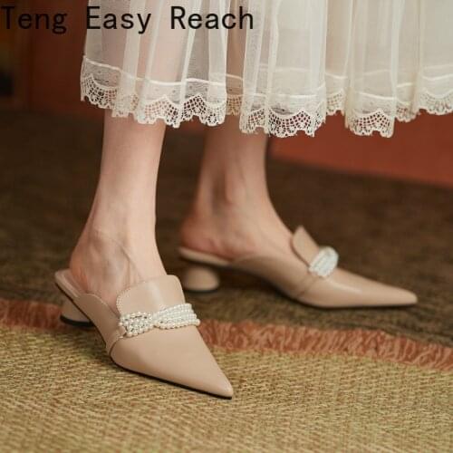 2021 Summer Fashion Women Pointed Toe Slipper beige Square Low Heels Outsides Ladies Slides Luxury Brand Beach Mules Shoes