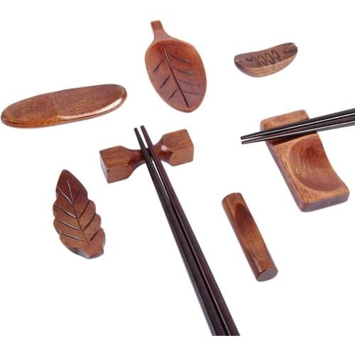 New Leaf Shape Wooden Chopsticks Holder Knife Stand Spoon Rest Fork Rack Frame Art Craft Dinner Tableware Kitchen Accessories