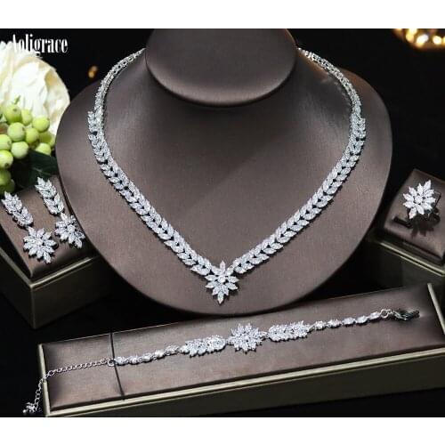 Luxury 4pcs Bridal Zirconia Full Jewelry Sets For Women Party CZ Crystal Necklace Bracelet Dangle Earrings and Ring Wedding Sets