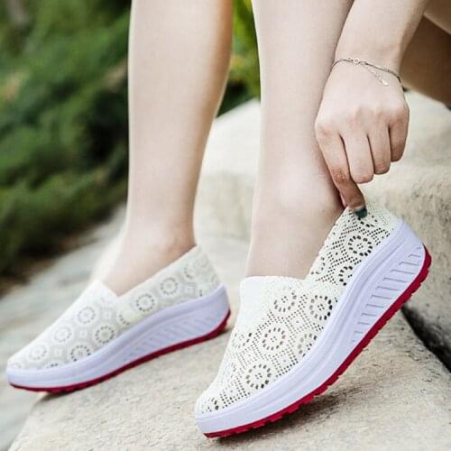 New Womens sandals Summer Women Shoes Casual Cutouts Lace Canvas Shoes Hollow Floral Breathable Platform Shoe sapato femini