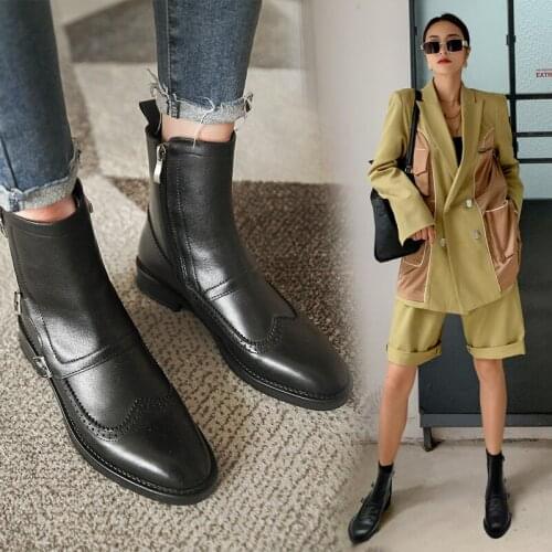 2020 winter new full leather low-heeled womens boots retro fashion all-match essential womens short boots pointed ankle boots