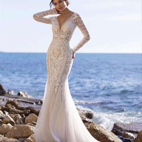 Gorgeous Mermaid Beach Wedding Dress 2021 V-Neck Long Sleeve Lace Appliques Backless Sweep Train Bride Gown Vestidos De Noiva