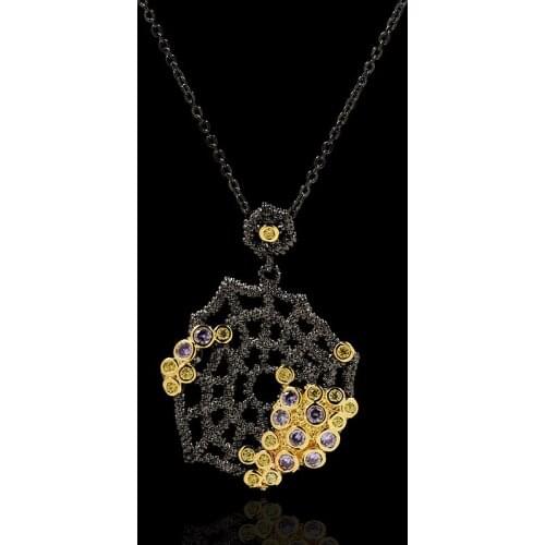 New retro bohemian style colored treasure spider web 14K black gold pendant hollow personality clavicle necklace party jewelry