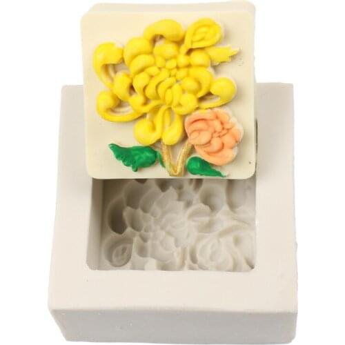 Flower Shape DIY Candle Crafts Molds Cake Mold Easy 3D chrysanthemum Shaped Handmade Silicone Soap And Candle Mold