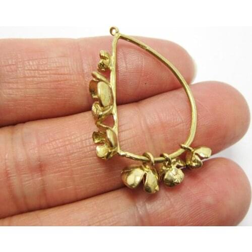 Brass pendant 34x21mm Brass flower lace Earrings pendant findings -2pcs R847