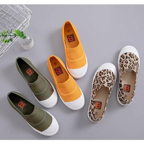 Woman Shoes Summer New Fashion Womens Canvas Shoes Casual Flats Solid Color Classic Breathable Female Simple Shoes Sneakers994
