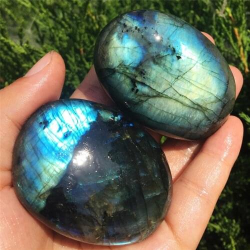 2pcs Colorful Natural Crystal Moonstone Raw Gemstone Polished Quartz Labradorite Moonlight Palm Stone Healing Decoration Crafts