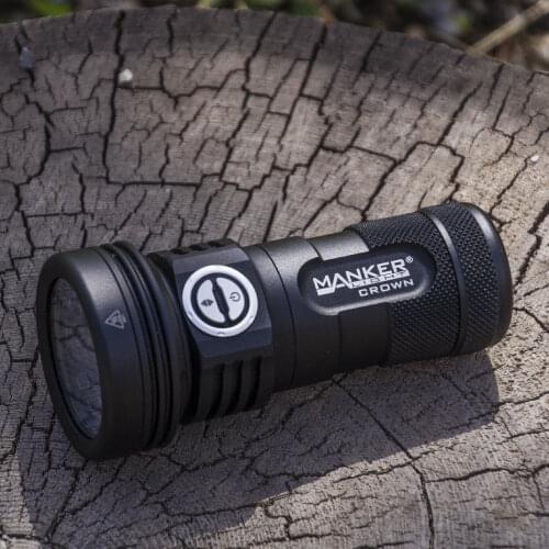 Manker CROWN Patented Digital Zoomable Flashlight SBT90.2 LED High Power Outdoor 18650 Hiking Torch Max 900 Meters Searchlights