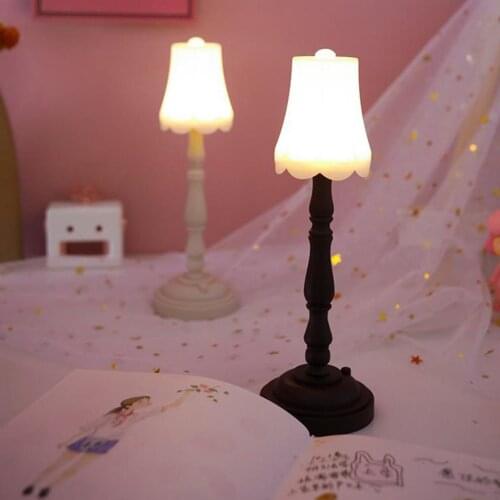 European-Style Mini Retro Small Night Lamp Bedside Dormitory Bedroom Eye Protection Table Lamp Ornaments Photo Props