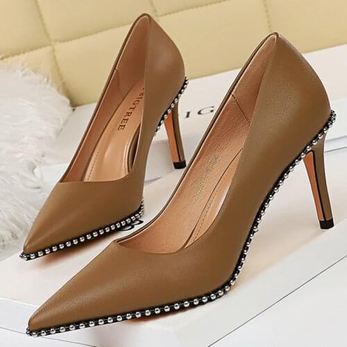 2021 Women 7.5cm 10.5cm High Heels Rivets Bridal Pumps Lady Stripper Stiletto Khaki Heels Studded Scarpins Prom Shoes Big Size