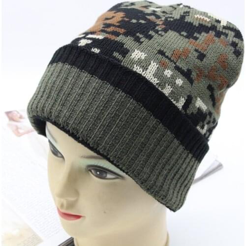 Mens winter hat 2018 camouflage fashion knitted acrylic warm beanie bonnet skullies soft slouchy fleece inside caps LL181049