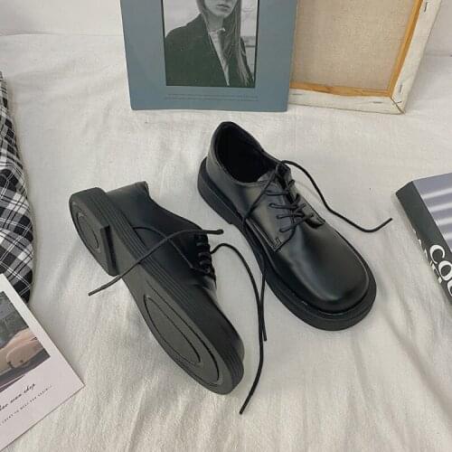 Women Low Pumps All-match British Style 2021 New Spring and Autumn Black Small Leather Shoes Retro Lace Shoes Women