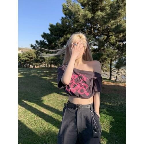 Printed short-sleeved T-shirt short-sleeved womens summer new style design niche style shoulder pure desire hot girl blouse