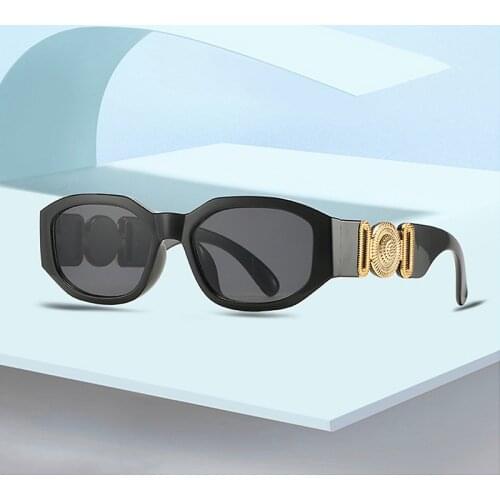 New Fashion Gradient Rectangle Sunglasses Designer Shades For Women Summer Traveling Black Oculos Fashion Big Frame Sun Glasses