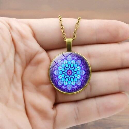 2020 Anniversary Gift Anniversary Retro Style Mandala Time Necklace Glass Dome Pendant Sweater Chain Men and Women Couple Models