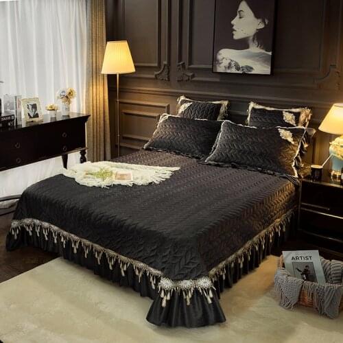 Soft velvet bedding set bedspread and pillow case quilting lace bed covers bed linen anthracite gray color