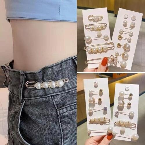 1 Set Pearl Crystal Brooche for Women Rhinestone Dress Scarf Buckle Lapel Pins Hijab Pins Clothes Accessories Jewelry Gifts