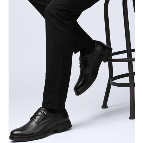 Fashion man new leather sneaker 2020 mens shoes sports leisure for male men mens flat sale shoe sneakers Casual Mens breathable