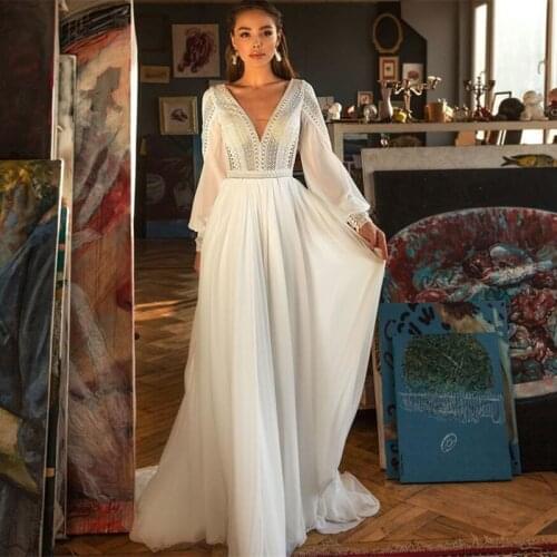 Hot Sale Graceful Long Sleeves Bridal Wedding Dresses Lace V Neckline Wedding Gowns for Bride Court Train Backless 2021 On Sale