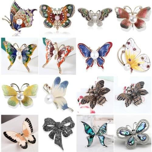 Fashion Crystal Simulated Pearl Butterfly Brooch For Women Brooch Collar Pins Insect Animal Brooch Badges Jewelry Accessories