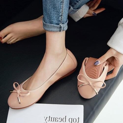 MAIERNISI Flat Bottom Shallow Mouth Light Casual Soft Design Shoes Girl Flat New Women Shoes Fashion Round Head Girl 34-43