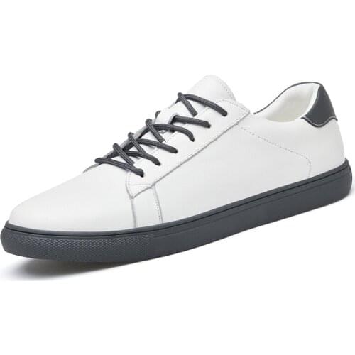 Fashion Sneakers Classics Men Casual Shoes Lace Up Men Outdoor Flats Leather Black White Men Oxfords Fast Free Shipping