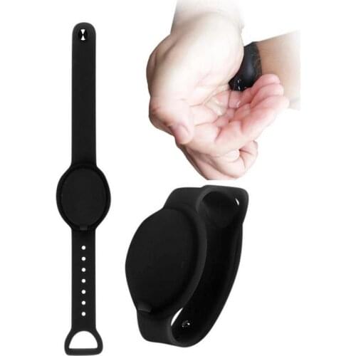 Silicone Wristband Sanitizer Bracelet Disinfectant Sunscreen Dispenser Kids Outdoor Portable Soap Dispenser With Squeeze Bottle