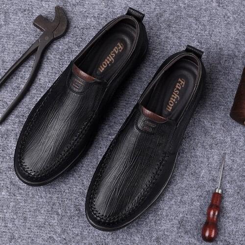 Men Genuine Leather Shoes Fashion Slip On Shoes For Men Leather Men Loafers Brand Men Shoes Casual Driving Shoes