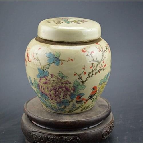 Antique Collection old Chinese Porcelain chrysanthemum flower and bird lid jar