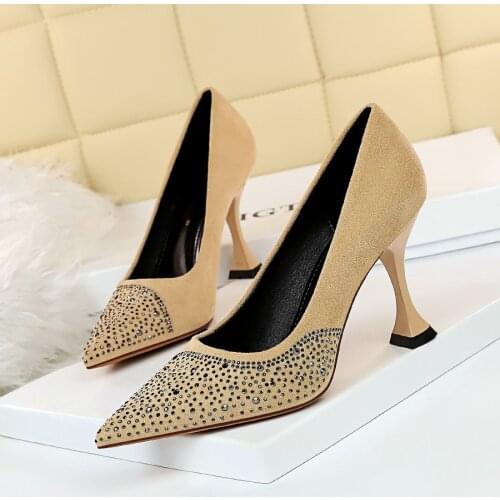 UMMEWALO Flock High Heels Shoes Women Rhinestone Design Pointed Toe Pumps Ladies Shoes New Arrival