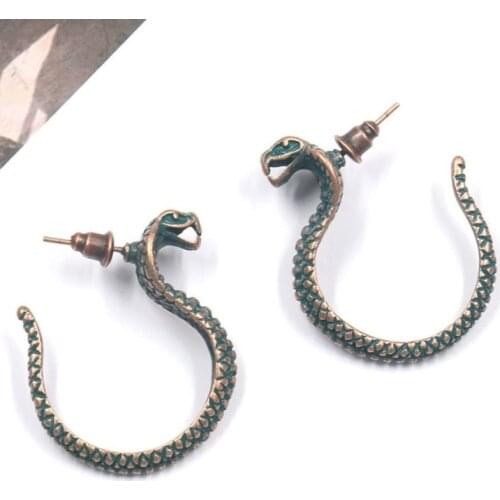 VSnow Hiphop Gothic Snake Shape Curved C Shape Dangle Earring for Women 2 Designs Metallic Animal Earring Jewellery Pendientes