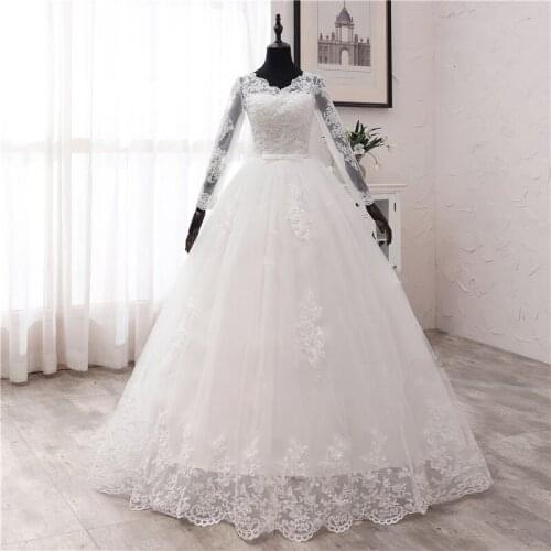 2021 Spring New Wedding Dress White V-Neck Lace Long Sleeve Plus Size Princess Wedding Bridal Dress