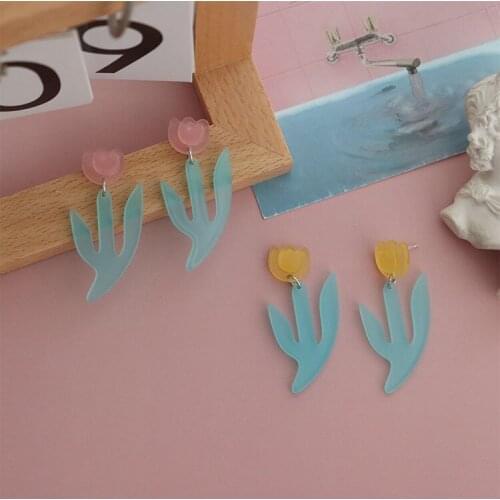 Silver Needle new small fresh Korean style tulip acrylic earrings summer contrast color design earrings women fashion jewelry